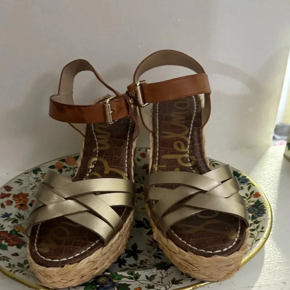 Sam Edelman Darlene GOLD Metallic Sandals 7.5 - Picture 3 of 10